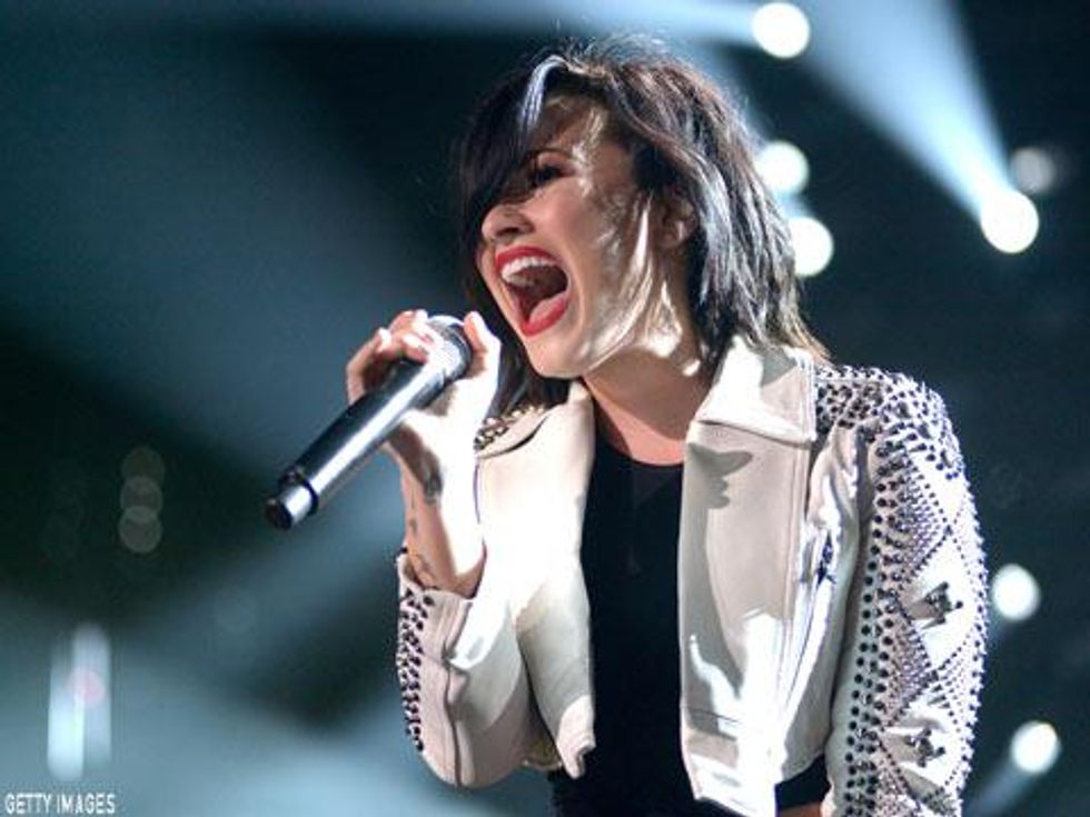 WATCH: Demi Lovato Dedicates 'Warrior' to Bruce Jenner 
