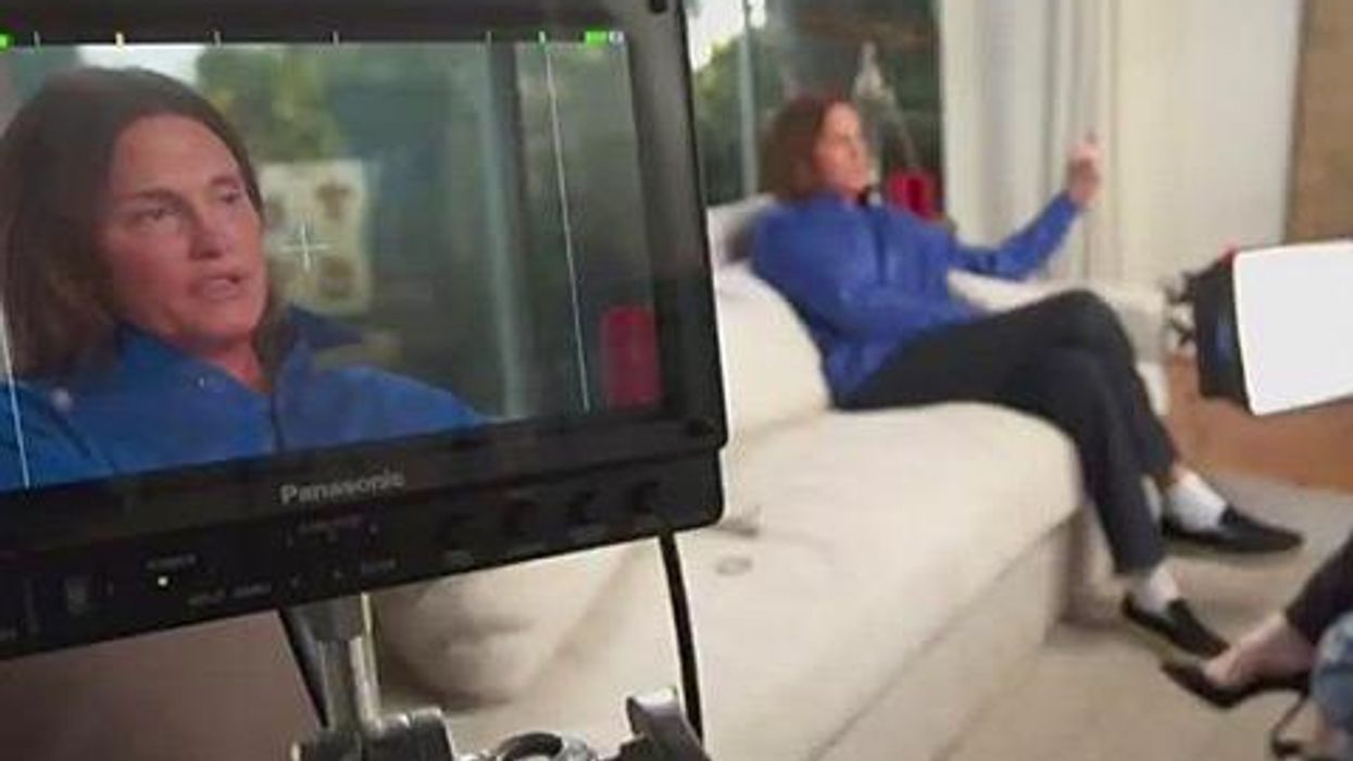 <p>Female Celebrities Tweet #BruceJenner in Flood of Support</p>