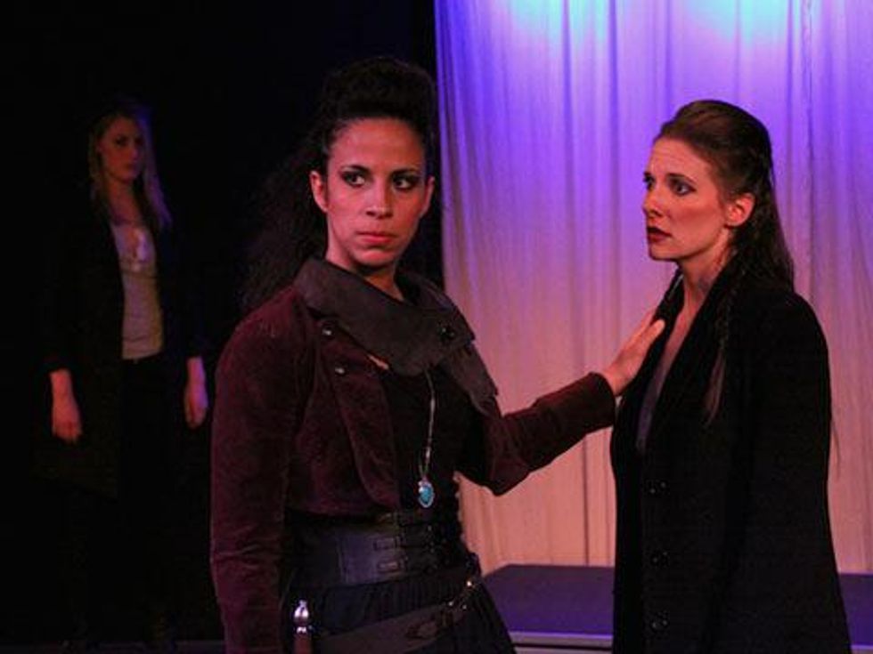 Review: All-Female Othello Brings a Thrilling New Perspective to a Familiar Piece
