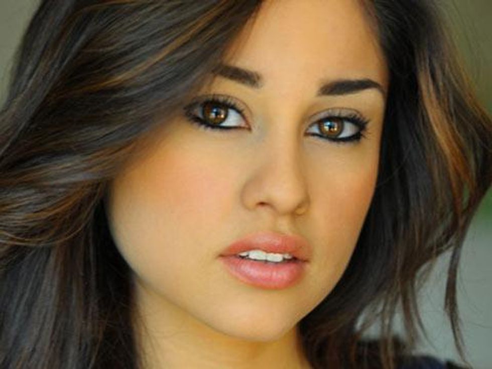 Faking It's Yvette Monreal Joins The Fosters Next Season