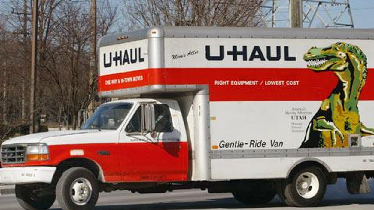 <p>16 Signs You And Your Girlfriend Are About To Uhaul</p>