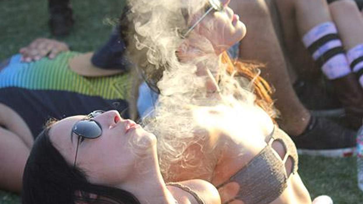 <p>Desert Hearts: Coachella Hotties Strut Their Stuff</p>