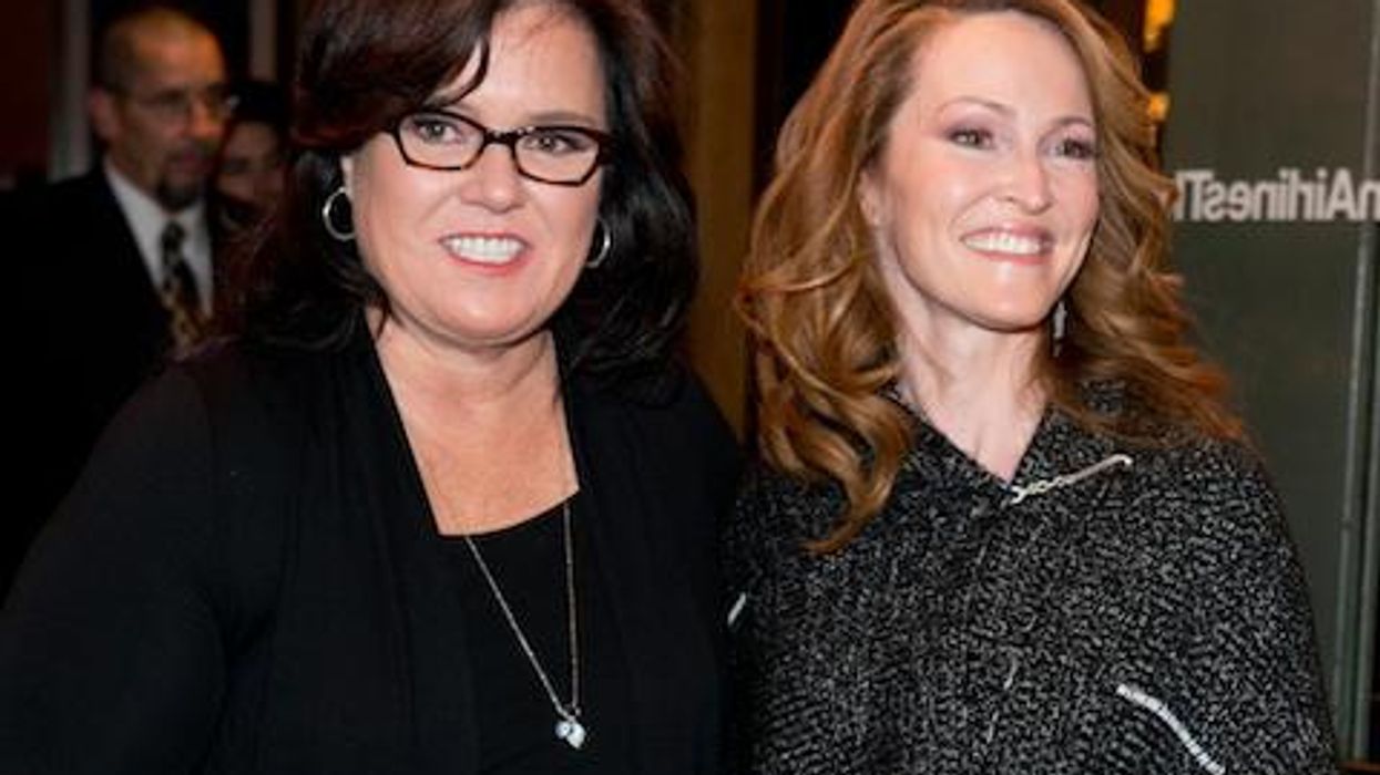 <p>Rosie O'Donnell Leaves Wife, Quits <em>The View </em></p>