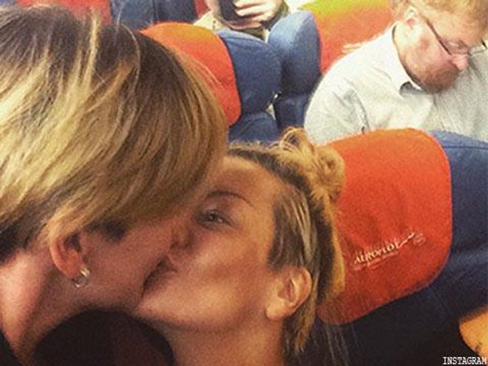 Antigay Russian Pol Jokes He Might Punish Lesbians for Airplane Photo