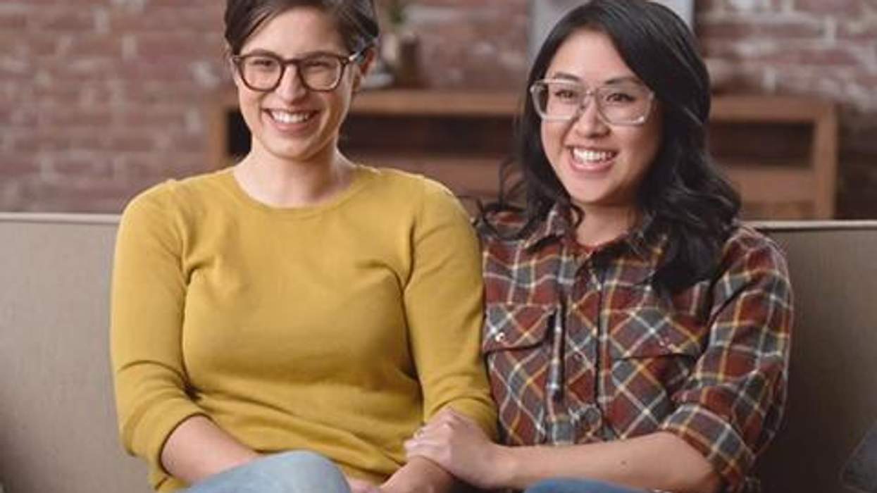 <p>WATCH: Hallmark's New Ad Features This Super Cute Lesbian Couple</p>