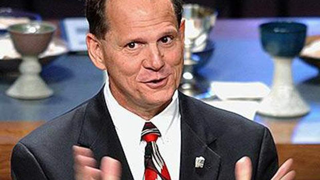 <p>'Ten Commandments' Judge to Alabama Governor: Ignore Marriage Equality Ruling</p>