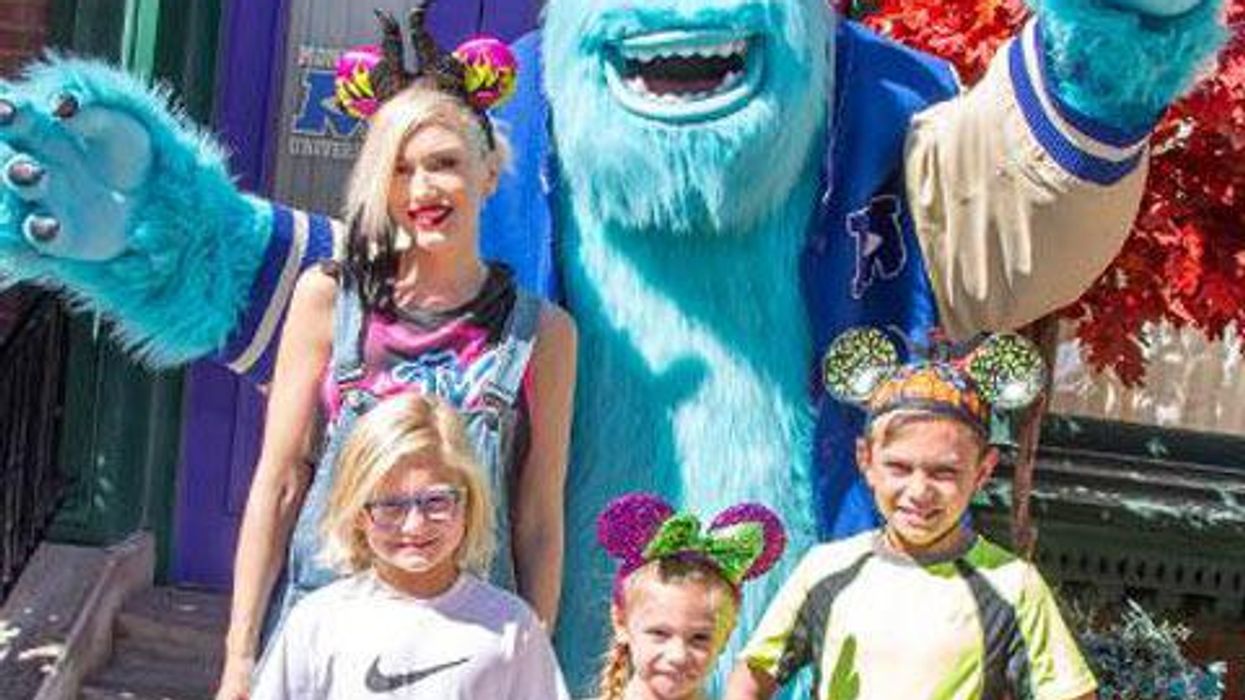 <p>Gwen Stefani Supports Her Sons Wearing Nail Polish</p>