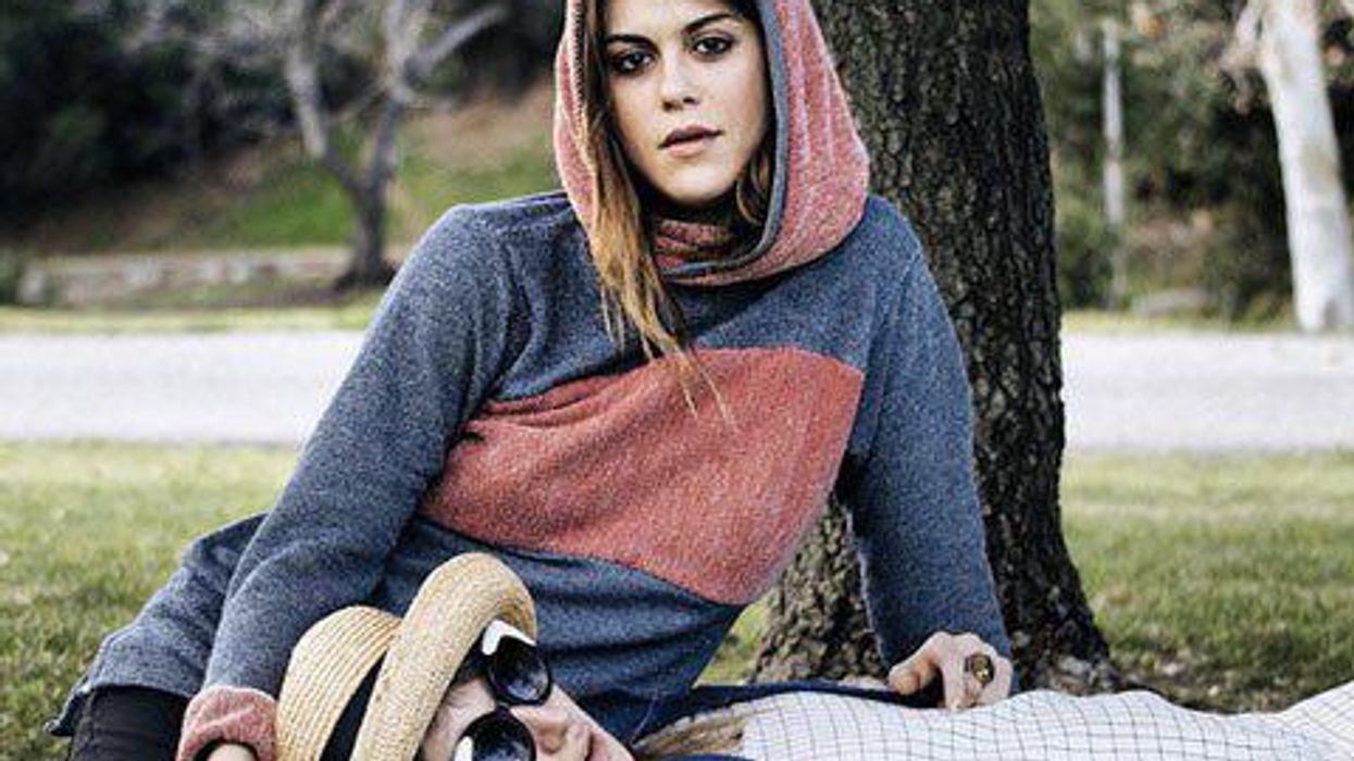 <p>Pic of the Day:<em> Pretty Little Liars</em>' Lindsey Shaw Smolders for Voyage Clothing</p>