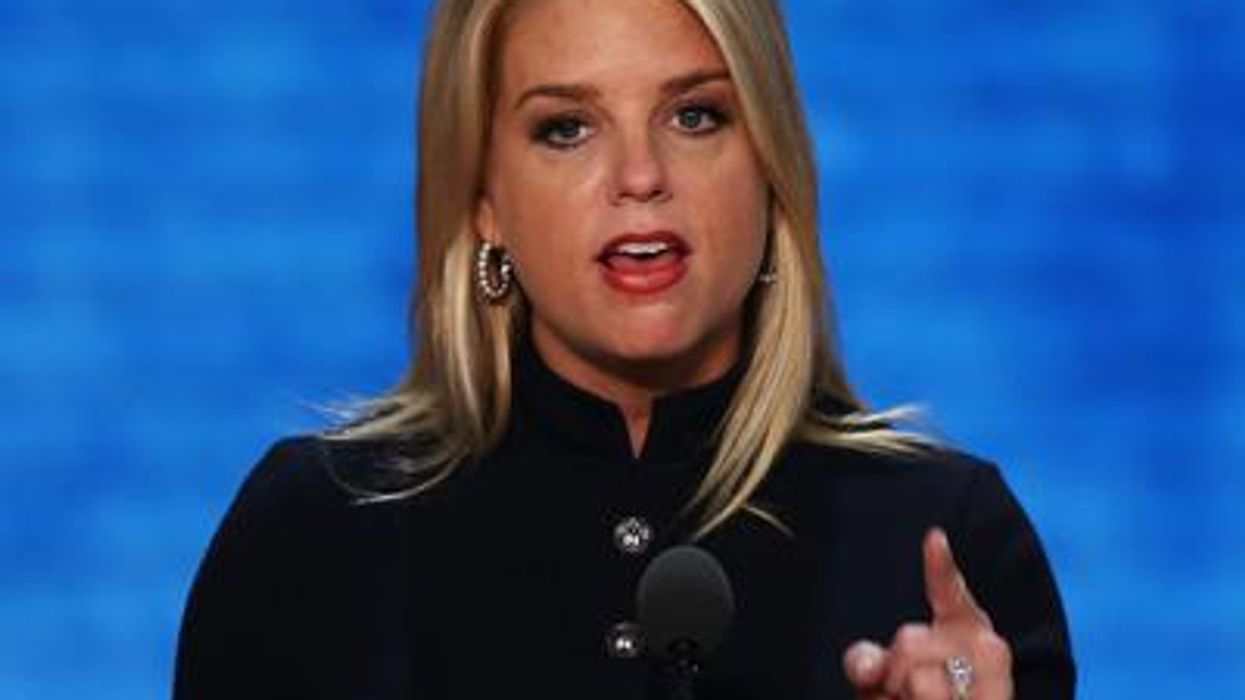 <p>WATCH: Will Florida Arrest Clerks for Marrying Gay Couples?</p>