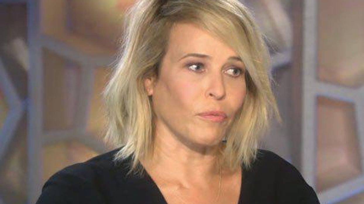 <p>WATCH: Barbara Walters Awkwardly Asks Chelsea Handler if She's Into Women</p>