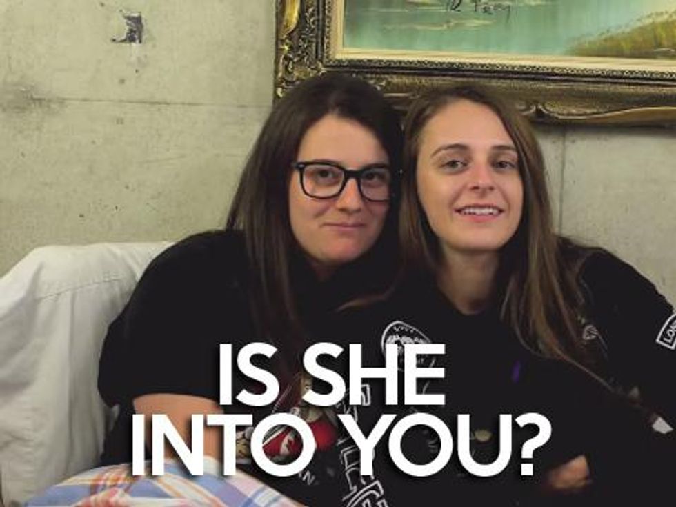 WATCH : Is She REALLY Into You?
