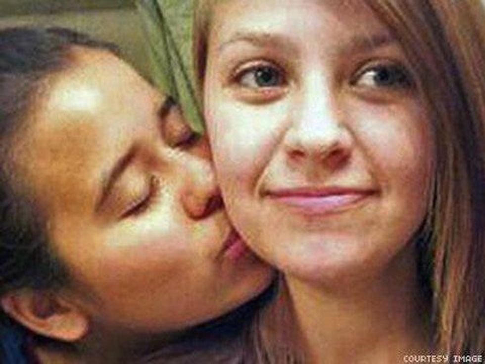 Fatal 2012 Attack On Texas Teen Lesbian Couple Not A Hate Crime