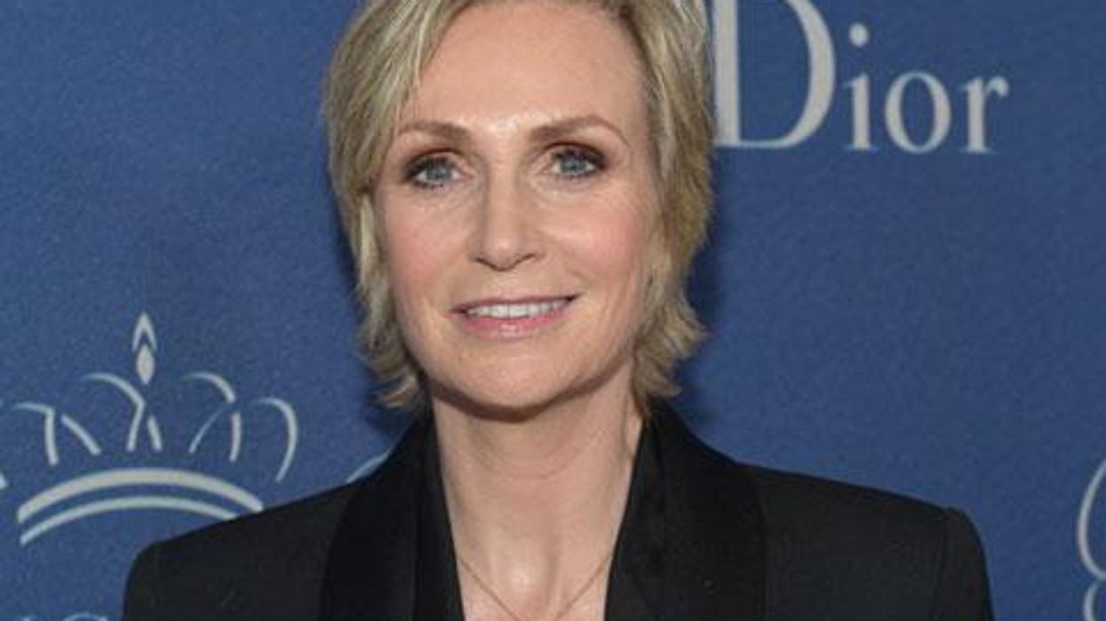 <p>Tomboy Make-Up Tips from Ellen Page, Jane Lynch and Carrie Brownstein's Make-Up Artist</p>