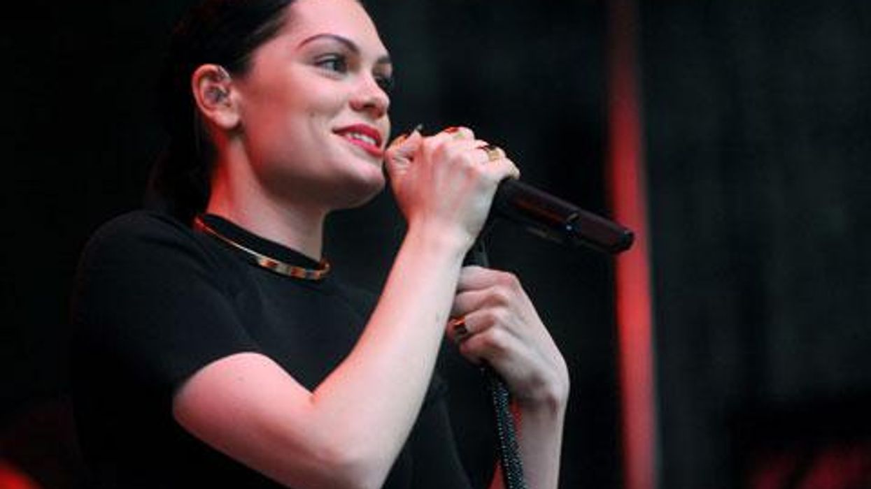 Jessie J Backtracks On Controversial Tweets About Bisexuality