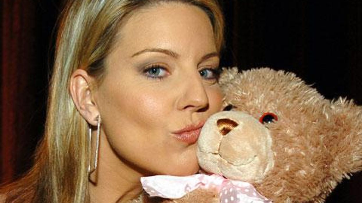 <p><em>Pretty Little Liars' </em>Andrea Parker Joins<em> Red Band Society</em> as "Alpha Dog" Lesbian Mom</p>