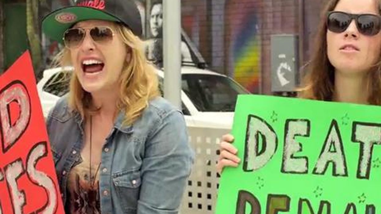 <p>WATCH : Gays Join The Westboro Baptist Church?!</p>