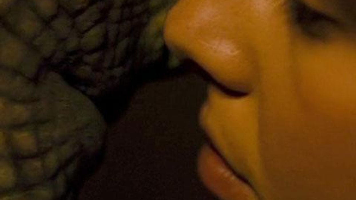 <p>Intergalactic Lesbian Couple Sparks Controversy with Single Kiss on <em>Doctor Who</em></p>