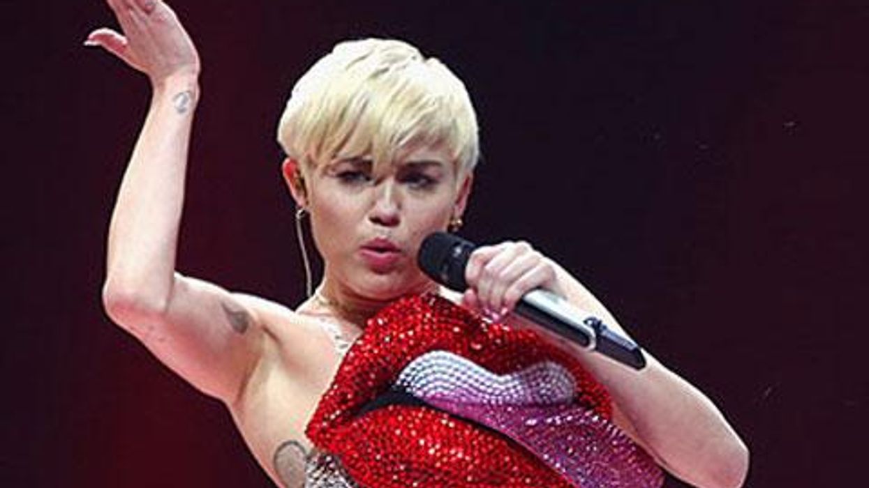 <p>Dominican Republic Cancels Miley Cyrus Concert Because She 'Promotes' Lesbian Sex</p>