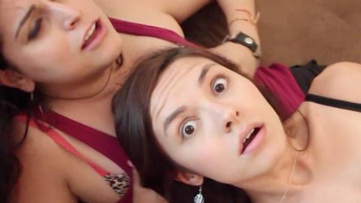 <p>WATCH : Lesbians Illustrate BIG Boobs Sex Appeal</p>