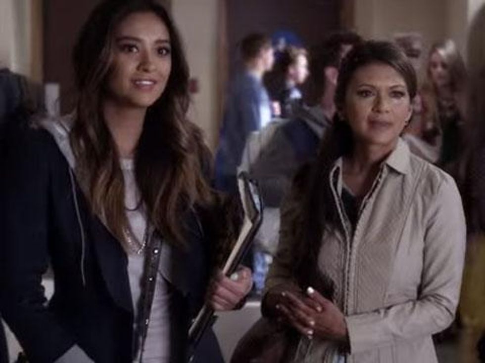 WATCH: Guess Who's Coming to Pam Fields' Dinner on Pretty Little Liars