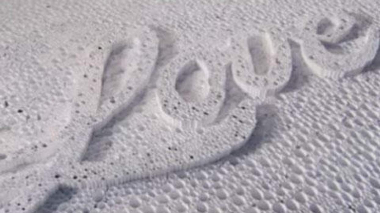 <p>WATCH: Honeymaid Responds to Hate Messages Following LGBT-Inclusive Ad</p>