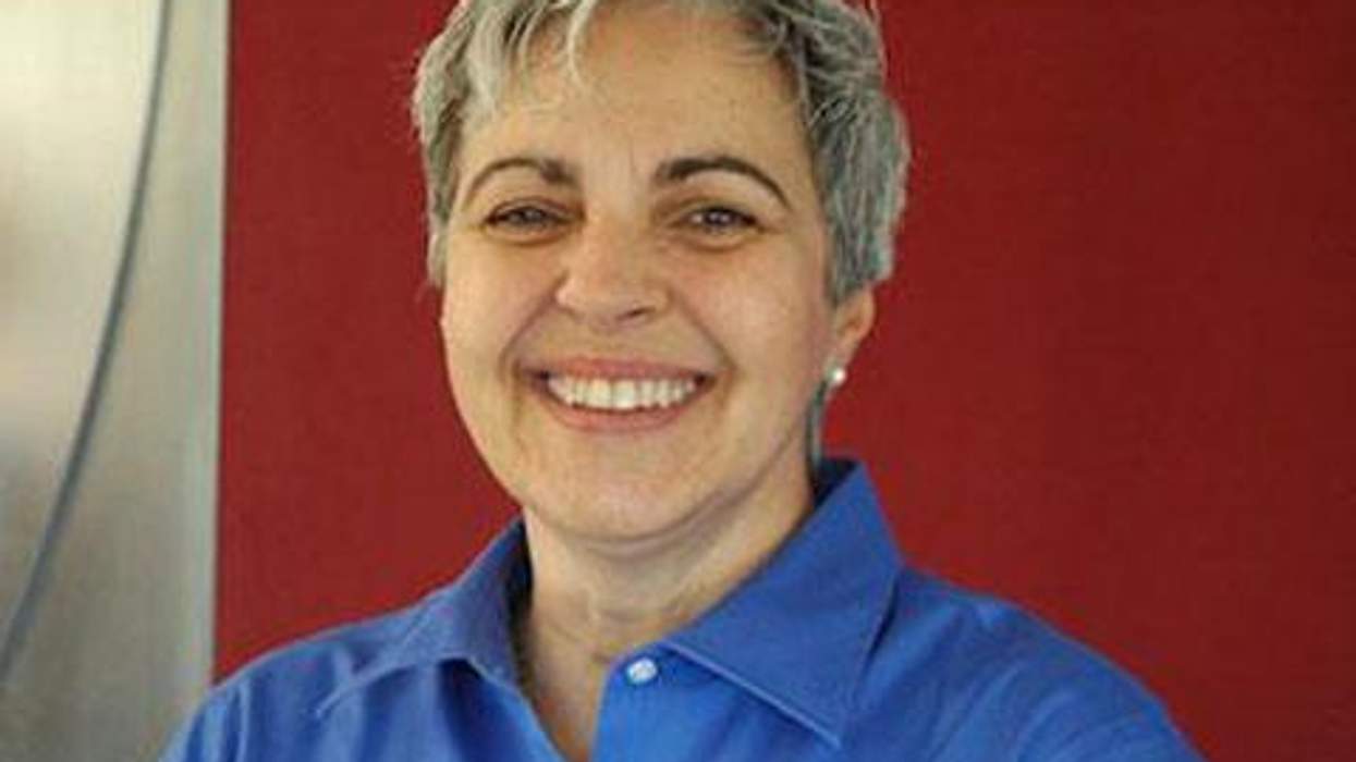 <p>Mo. Lesbian Fired After She's Outed By News Story on Her Work Feeding the Poor</p>