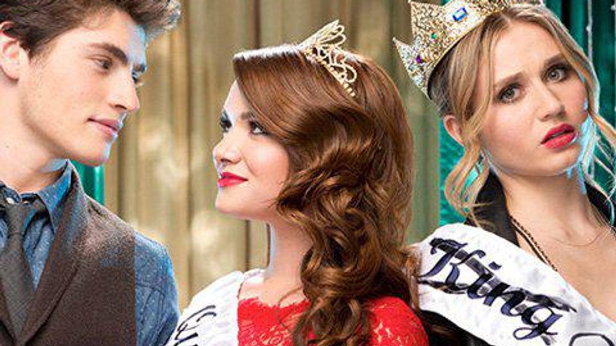 <p>WATCH: 2 Girls Pretend to Be Gay on MTV's <em>Faking It</em> - Inspired or Offensive? </p>