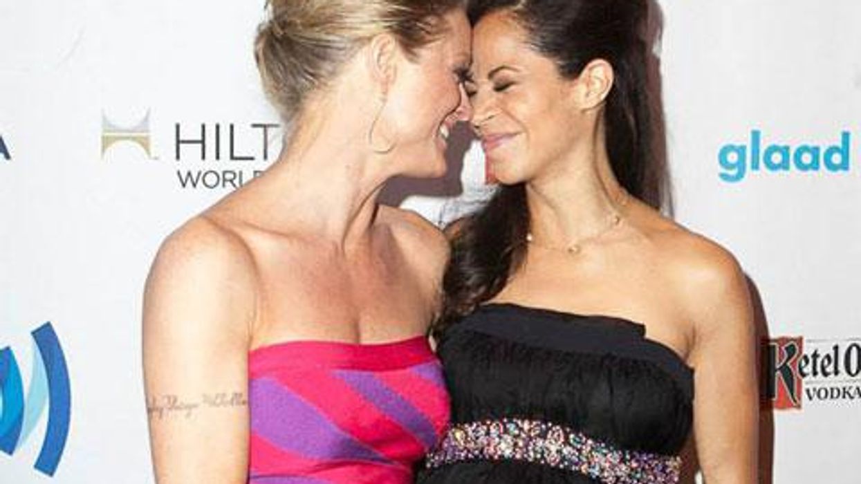 <p>Pic of the Day: <em>The Fosters'</em> Teri Polo and Sherri Saum Being the Most Adorable Ever at GLAAD</p>