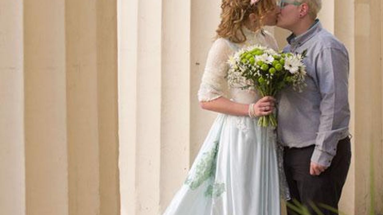 <p>Pic of the Day: Adorable Lesbian Couple Among First to Wed in UK!</p>