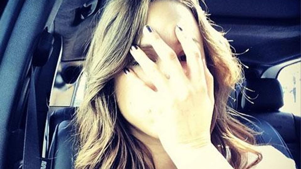 <p>Shot of the Day:<em> PLL's </em>Troian Bellisario's Awesome Instagram Rant About Beauty!</p>