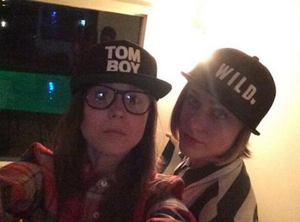 Pic of the Day: Hats Off to Ellen Page and Evan Rachel Wood's Adorable Selfie 