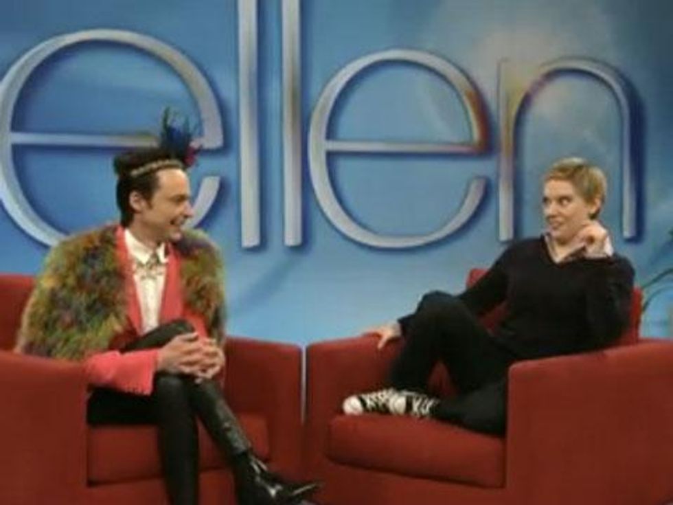 WATCH: Kate McKinnon and Jim Parsons Ham it Up as Ellen DeGeneres and Johnny Weir
