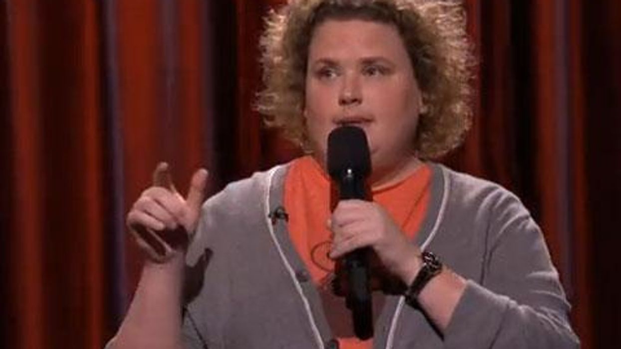 <p>WATCH: Out Comic Fortune Feimster on Hooters, Lesbians, and Softball on Conan</p>