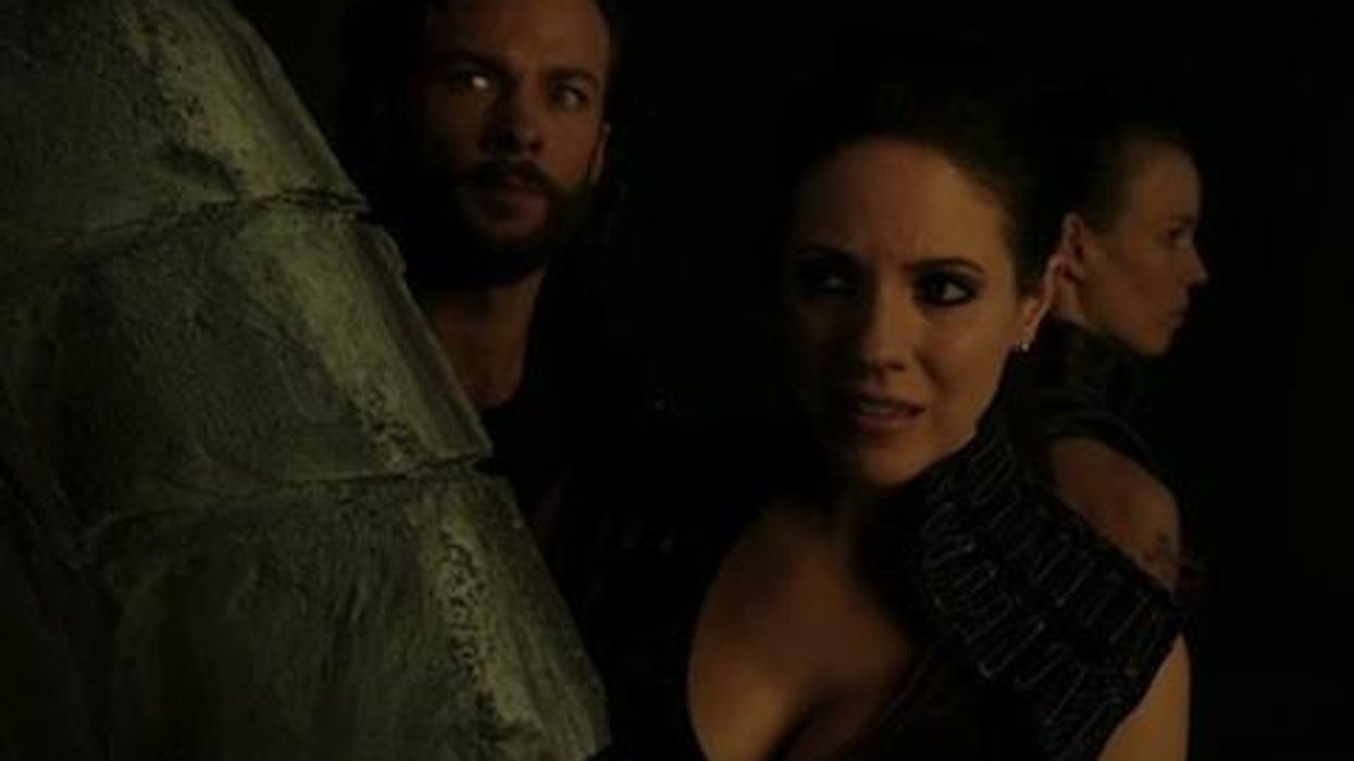 <p><em>Lost Girl</em> Recap 4.12: Prophecies, Parentage and a Pyrippus</p>