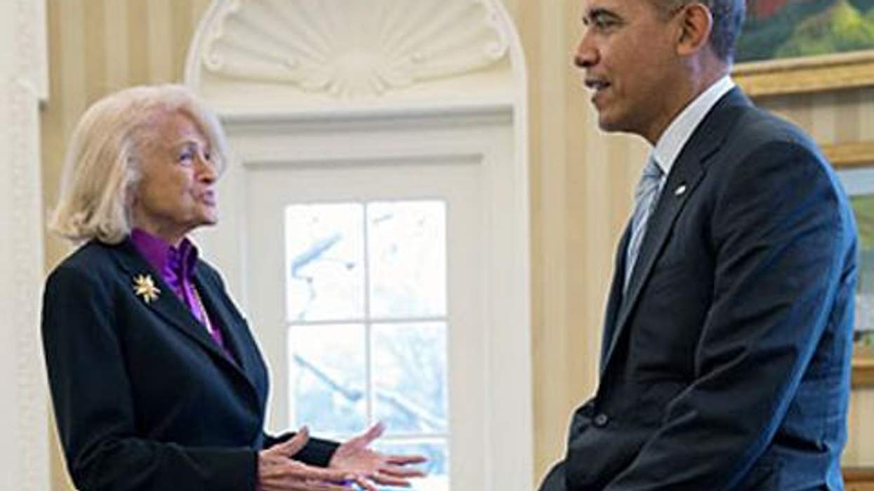<p>Shot of the Day: Obama Thanks Edie Windsor</p>