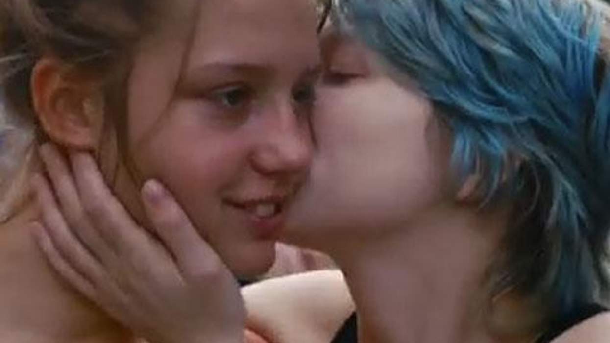 <p>WATCH: New <em>Blue Is the Warmest Color</em> Red Band Trailer Pushes for Oscar Nods</p>