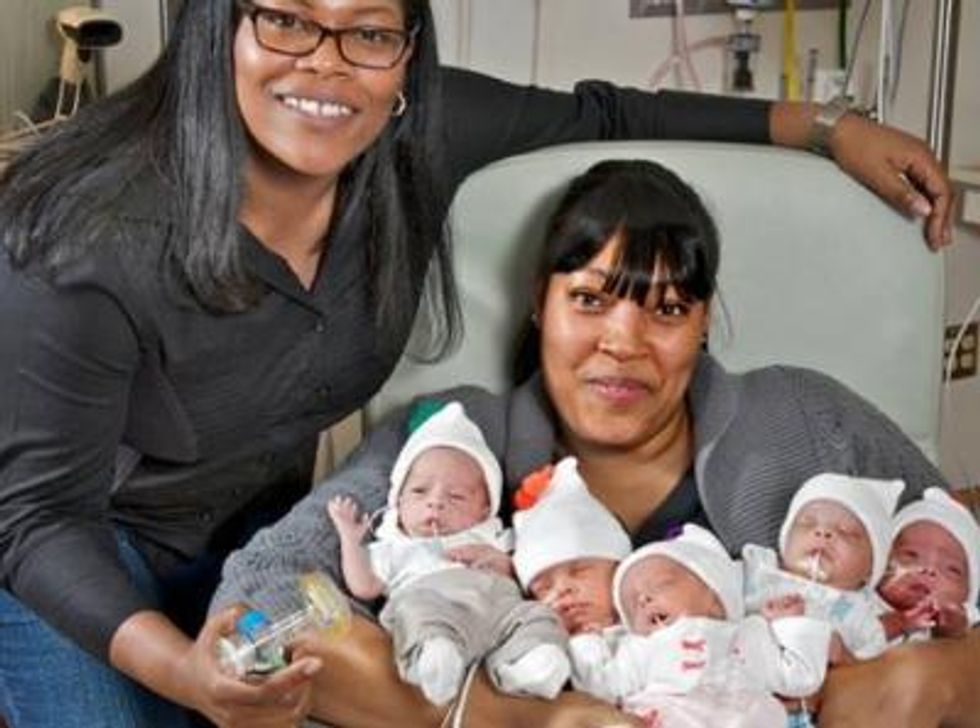 Meet the Lesbian Moms of Quintuplets! 