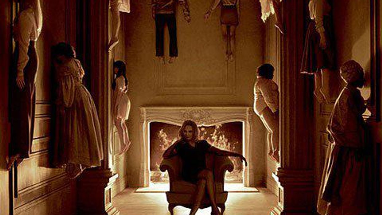 13 Reasons to Let AHS: Coven Cast A Spell on You -- in GIFs