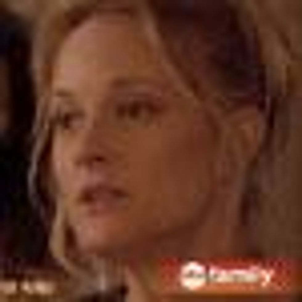 WATCH: Teri Polo & Sherri Saum Are the Best TV Moms Ever in 'The Fosters' Winter Promo 