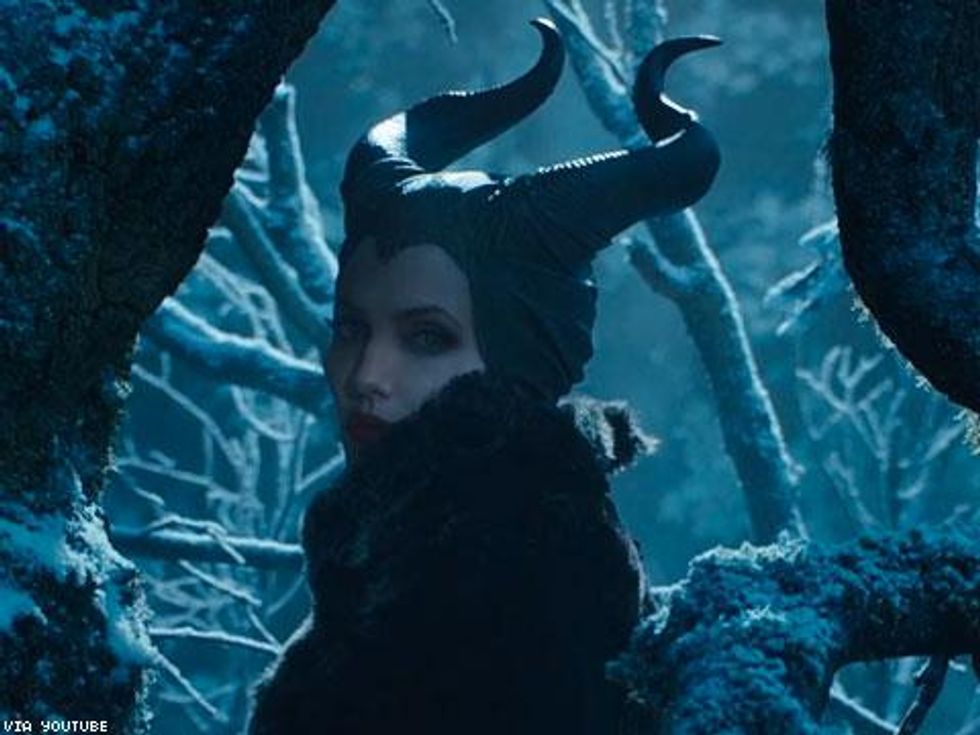 WATCH: Angelina Jolie's Magnificent 'Maleficent' in First Teaser Trailer! 
