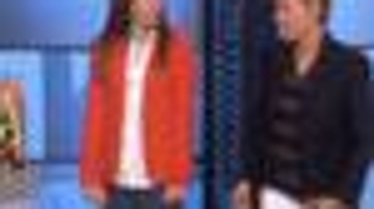 WATCH: Ellen Kicks Alyson Hannigan's Ass at Making a Halloween Costume in Under 60 Seconds!