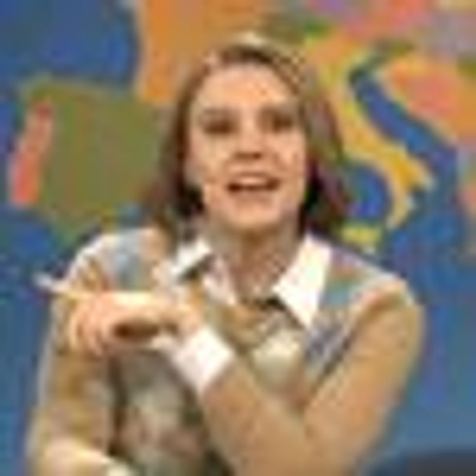 WATCH: Kate McKinnon is a Bad Ass Connecticut Mom and More... 