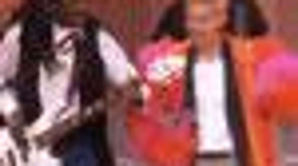 WATCH: Ellen DeGeneres is Earth, Wind and Fire's Long-Lost Member