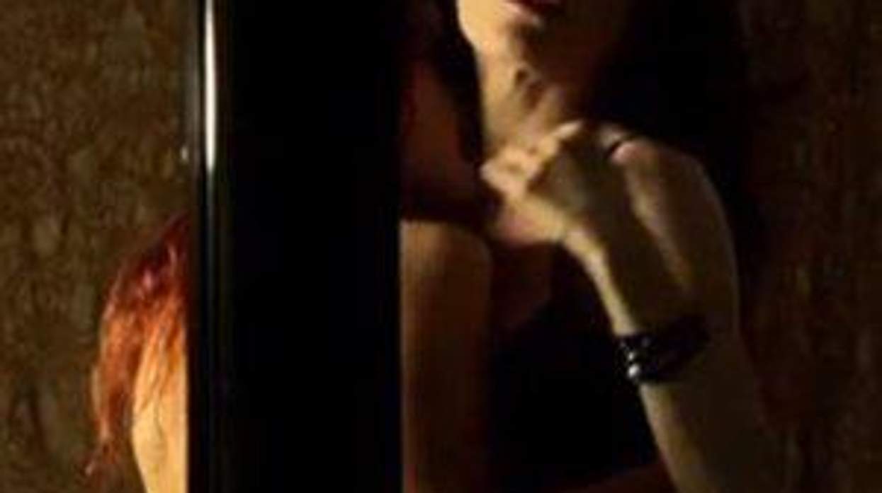 WATCH: Jamie Murray as a Sexy Lesbian Vampire in 'Fright Night 2'