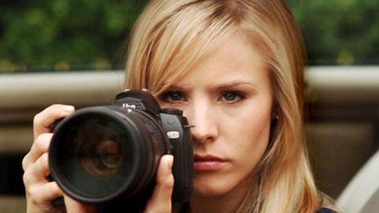 <p>5 Reasons You Should Watch (or Re-Watch) <em>Veronica Mars</em> Now That the Movie Is Out!</p>