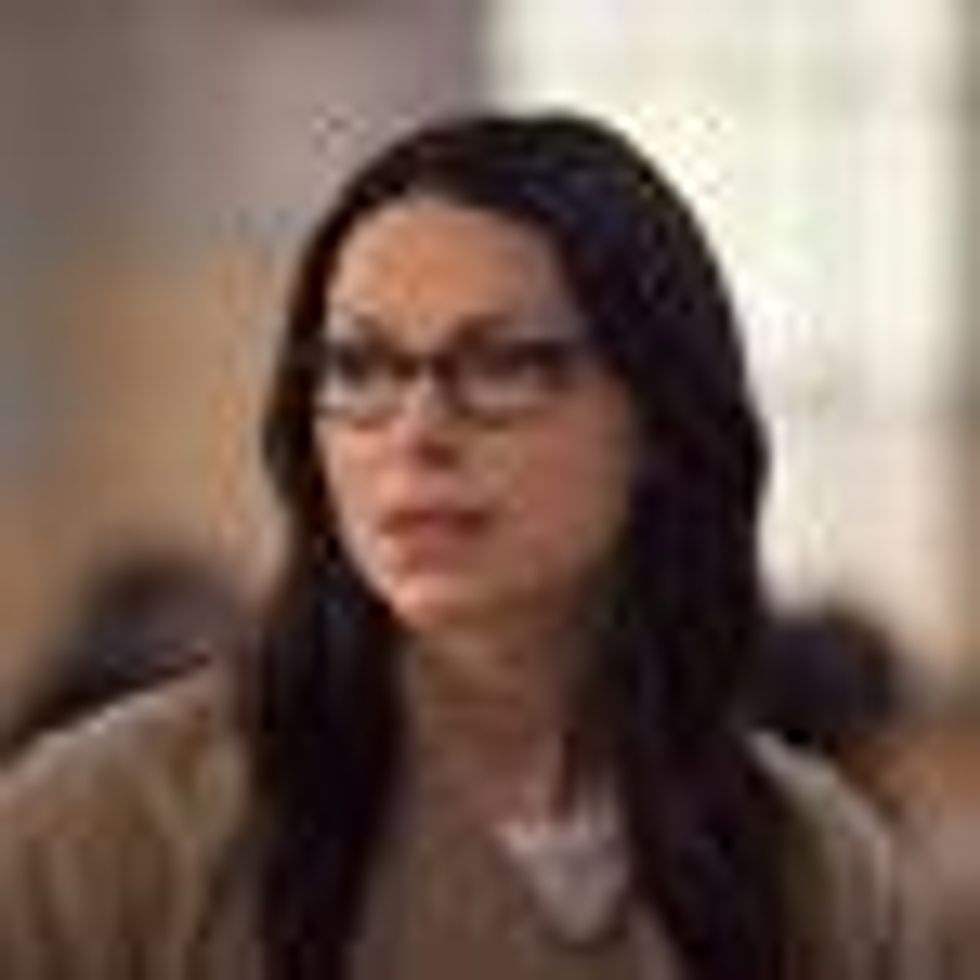 The Worst News You'll Hear Today - Laura Prepon to Exit 'Orange is the New Black' 