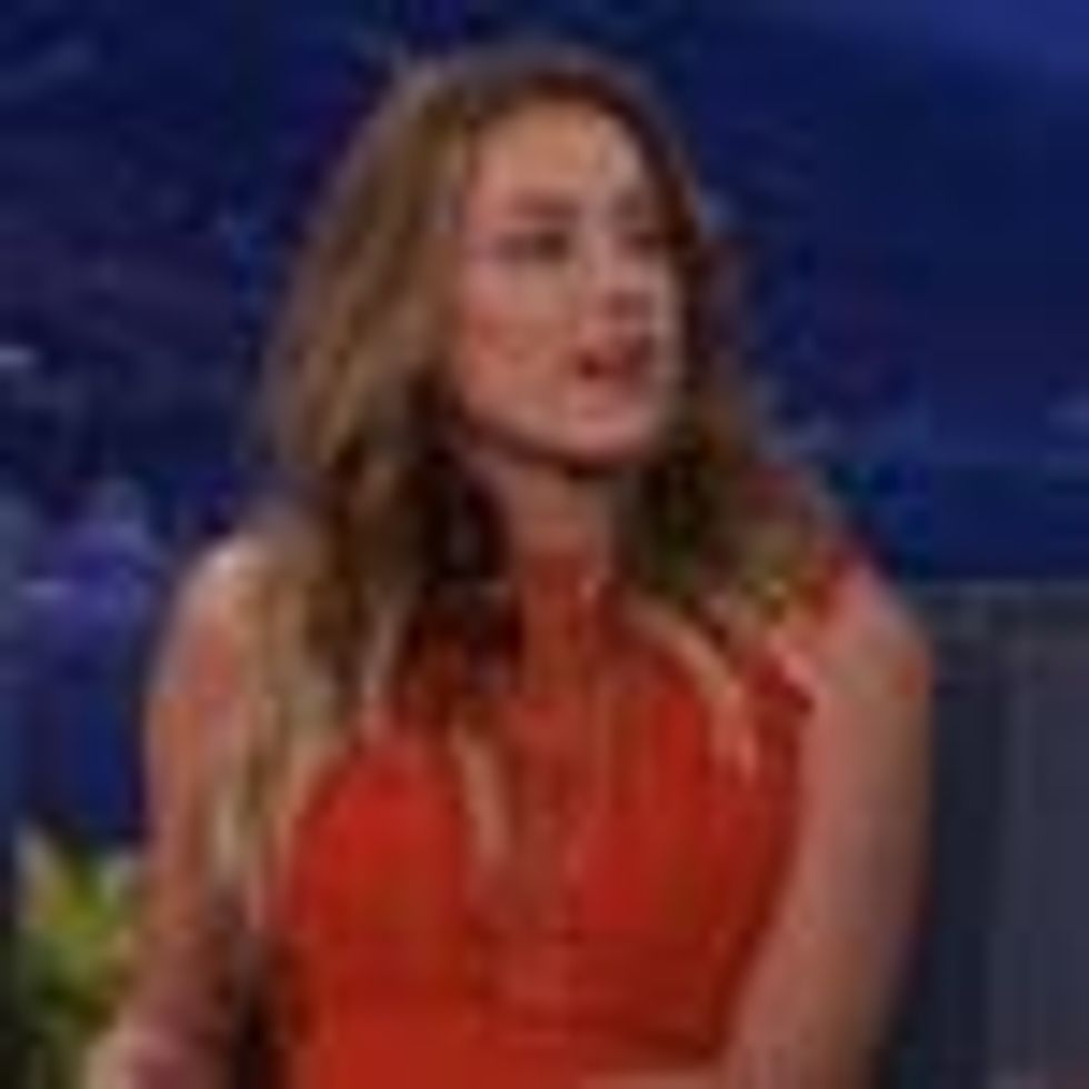 WATCH: Amber Heard is that Sci-Fi Nerd Who Can Also Hot-Wire Your Car 