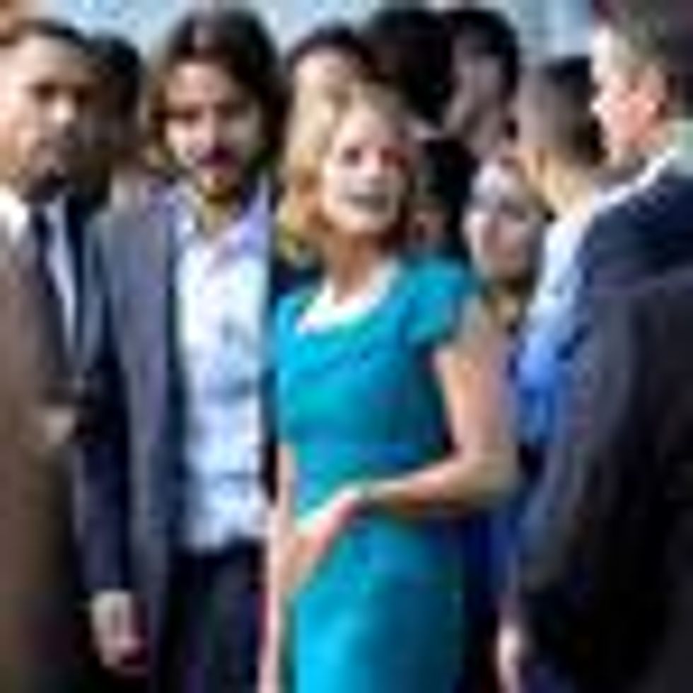 Shot of the Day: Jodie Foster is as Fierce (and Adorable) as Ever at 'Elysium' Premiere 