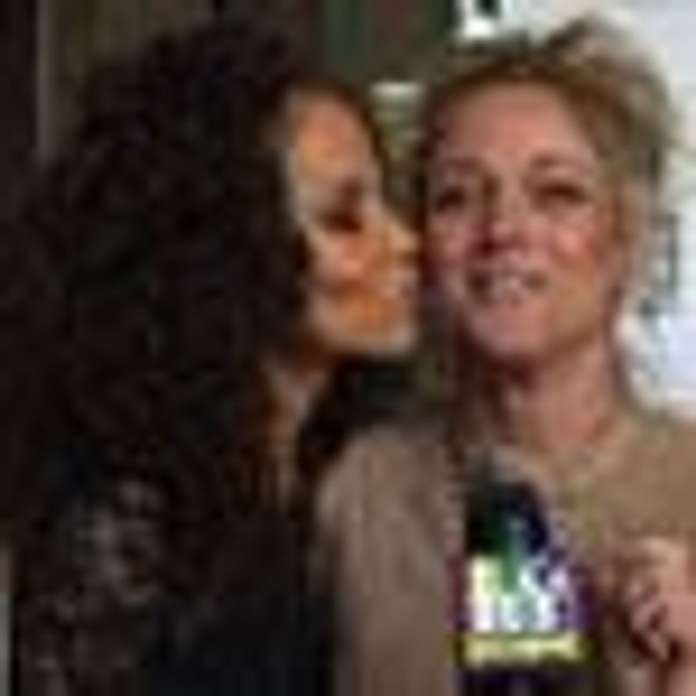 8 Examples of 'The Fosters' Teri Polo and Sherri Saum Being Adorable in Real Life 