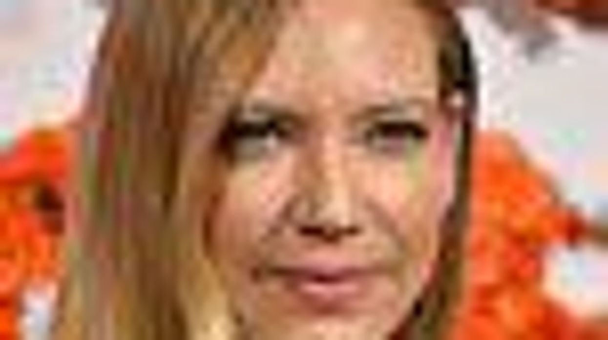 Anna Torv and Jennifer Jason Leigh to Star as Lesbian Couple in New Ryan Murphy/HBO Drama